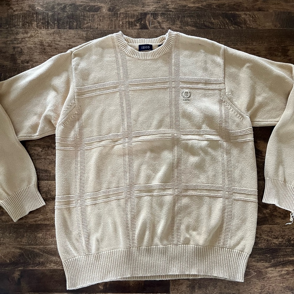 Izod Men's windowpane Crewneck Sweater with crest